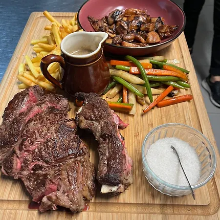 Nocleg ze śniadaniem Relais Henri Iv 3*